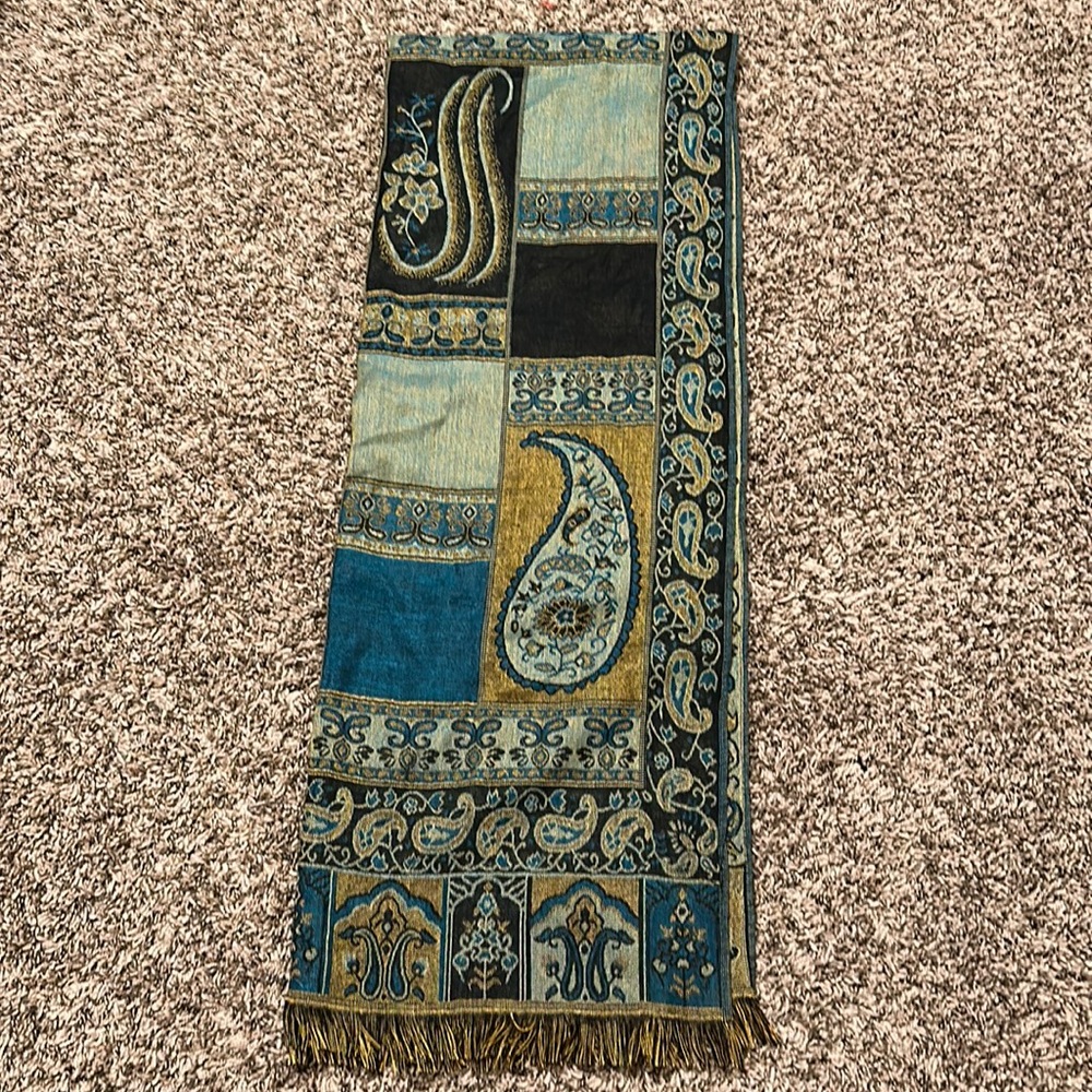 💕 3 for $20 💕 Women’s Scarf